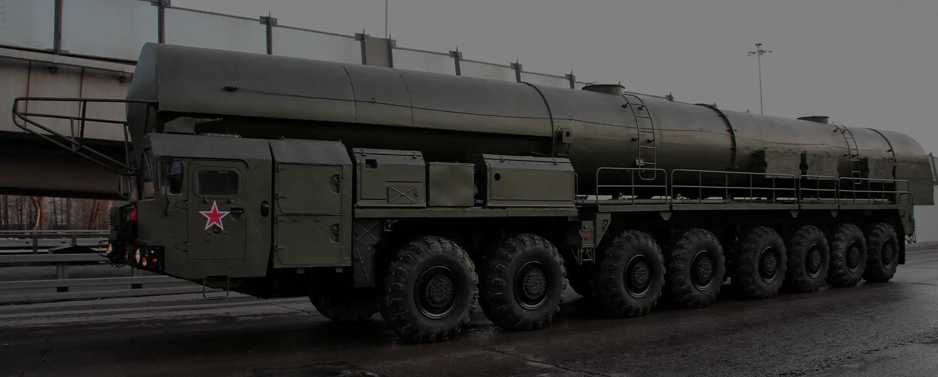 Заказать онлайн перевозку ракет военного назначения в станице Кисляковская (Южный округ - Краснодарский край)  грузовой платформой