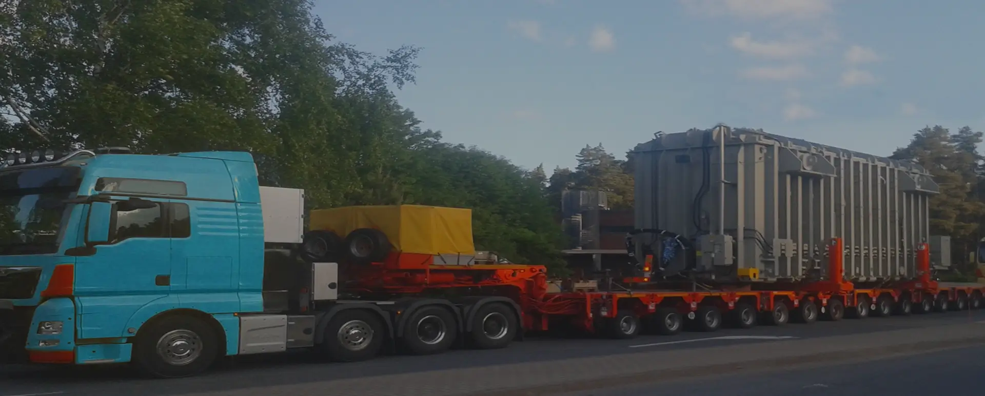 Оформить транспортировку тралом силовых трансформатор по России из Кисляковской по низкой цене перевозки
